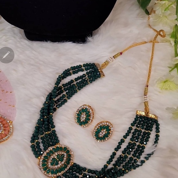 American diamond choker set - Picture 3 of 3